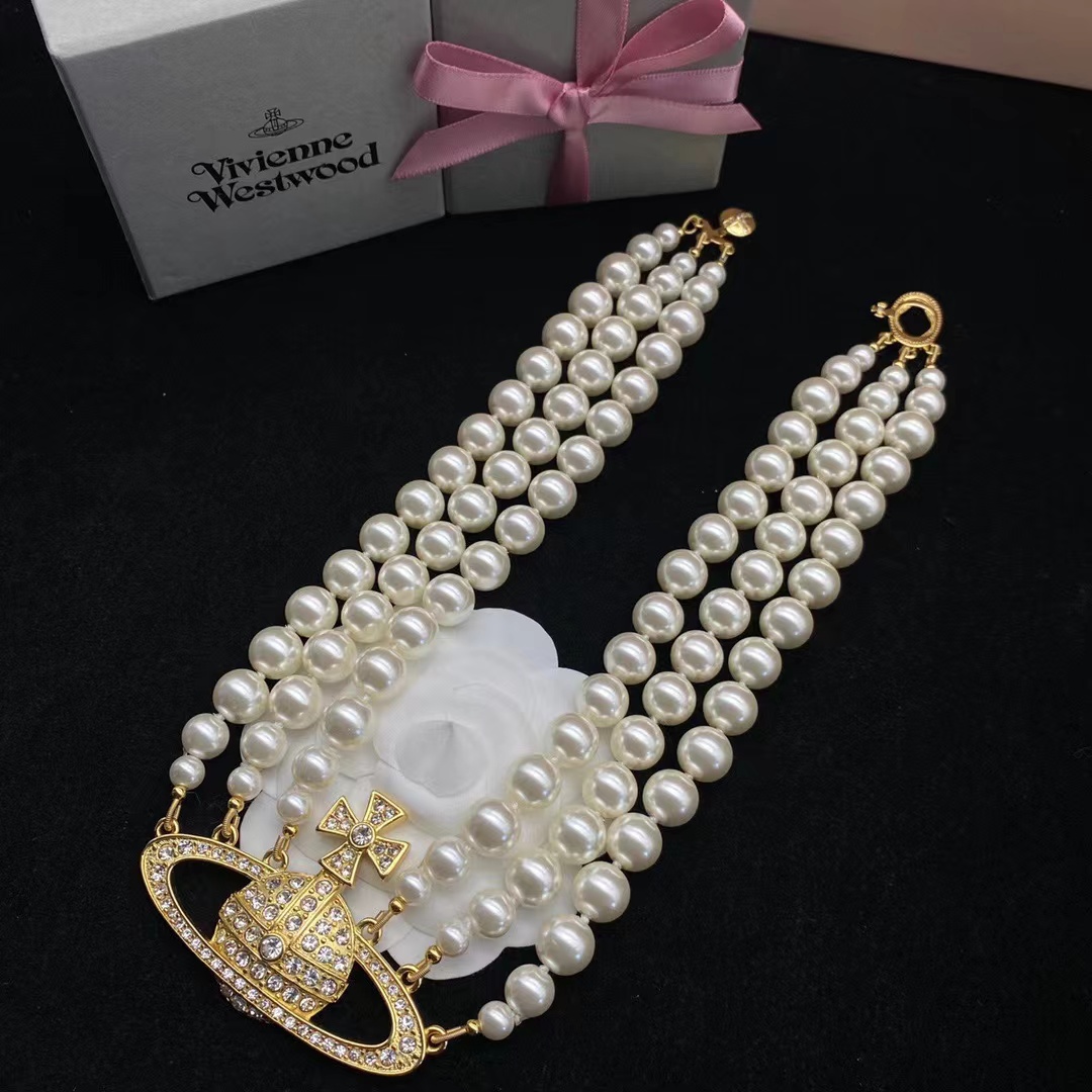 Vivienne Westwood Bas Relief Gold-tone and Faux Pearl Choker - DopestKickz