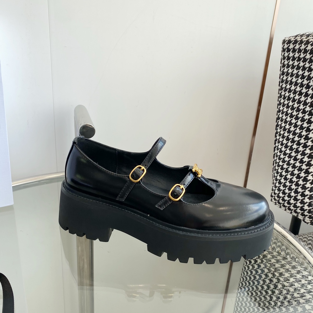 Celine Bulky Babies Triomphe In Polished Bull Black - DopestKickz