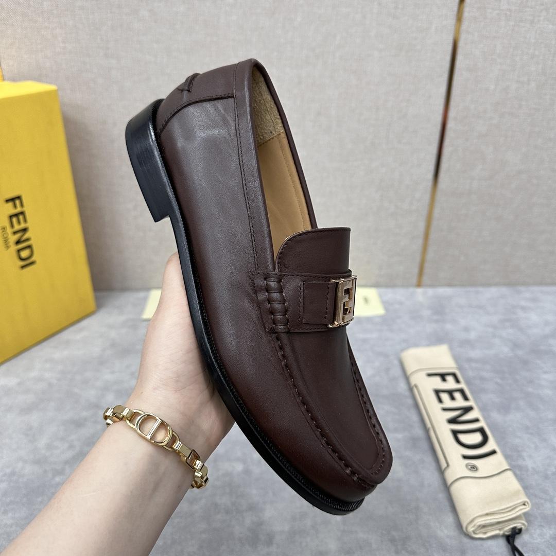 Fendi Men's Brown Loafer - DopestKickz