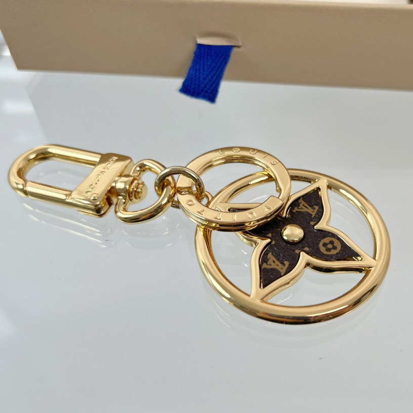 Louis Vuitton Puzzle Flower Monogram Keyring    M01207 - DopestKickz