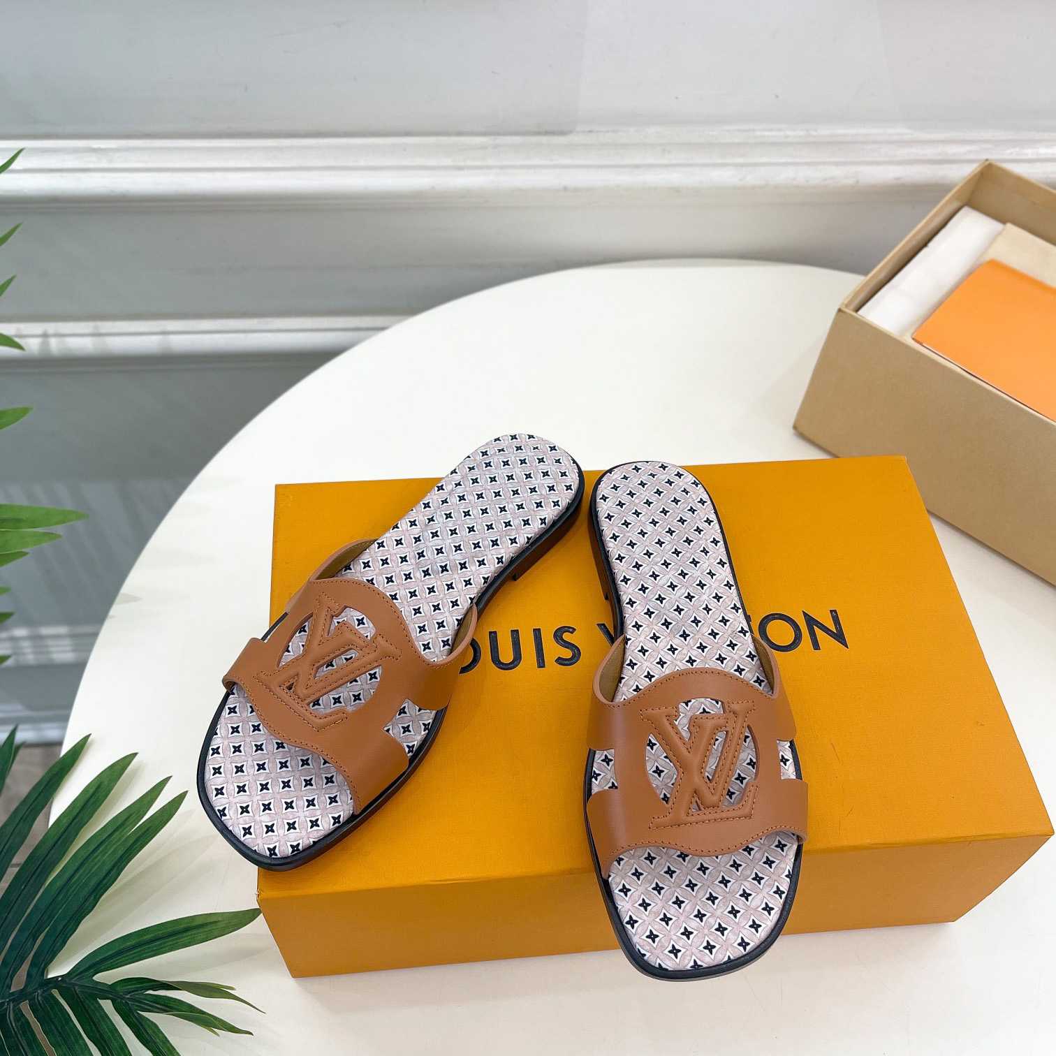 Louis Vuitton LV Isola Flat Mule - DopestKickz