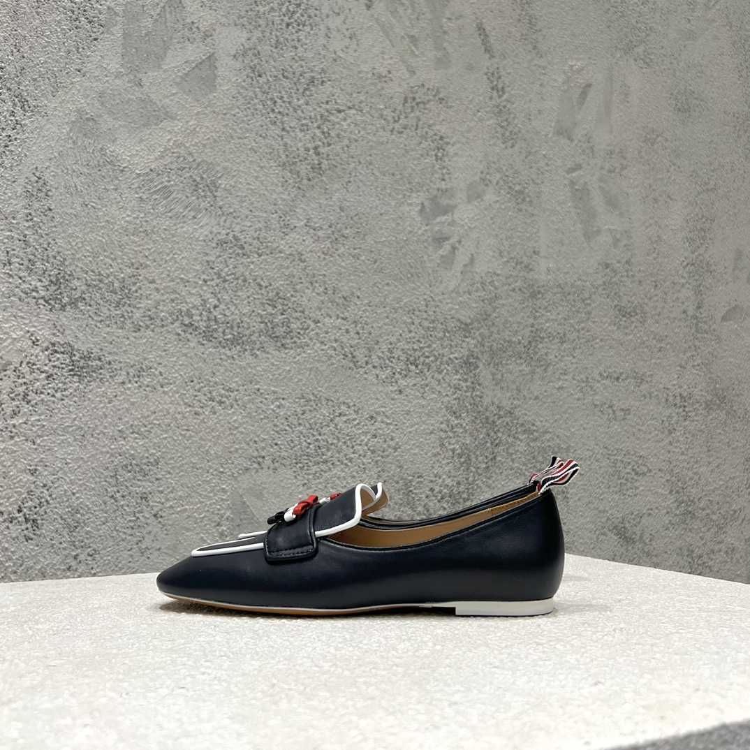 Thom Browne Navy Calf Leather Flexible Leather Sole 3-bow Loafer - DopestKickz