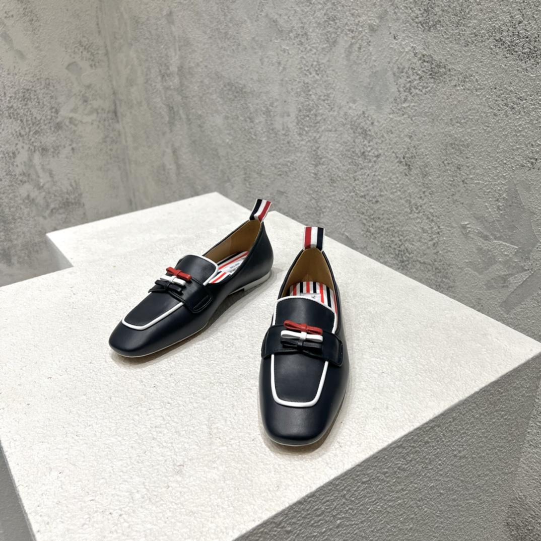 Thom Browne Navy Calf Leather Flexible Leather Sole 3-bow Loafer - DopestKickz