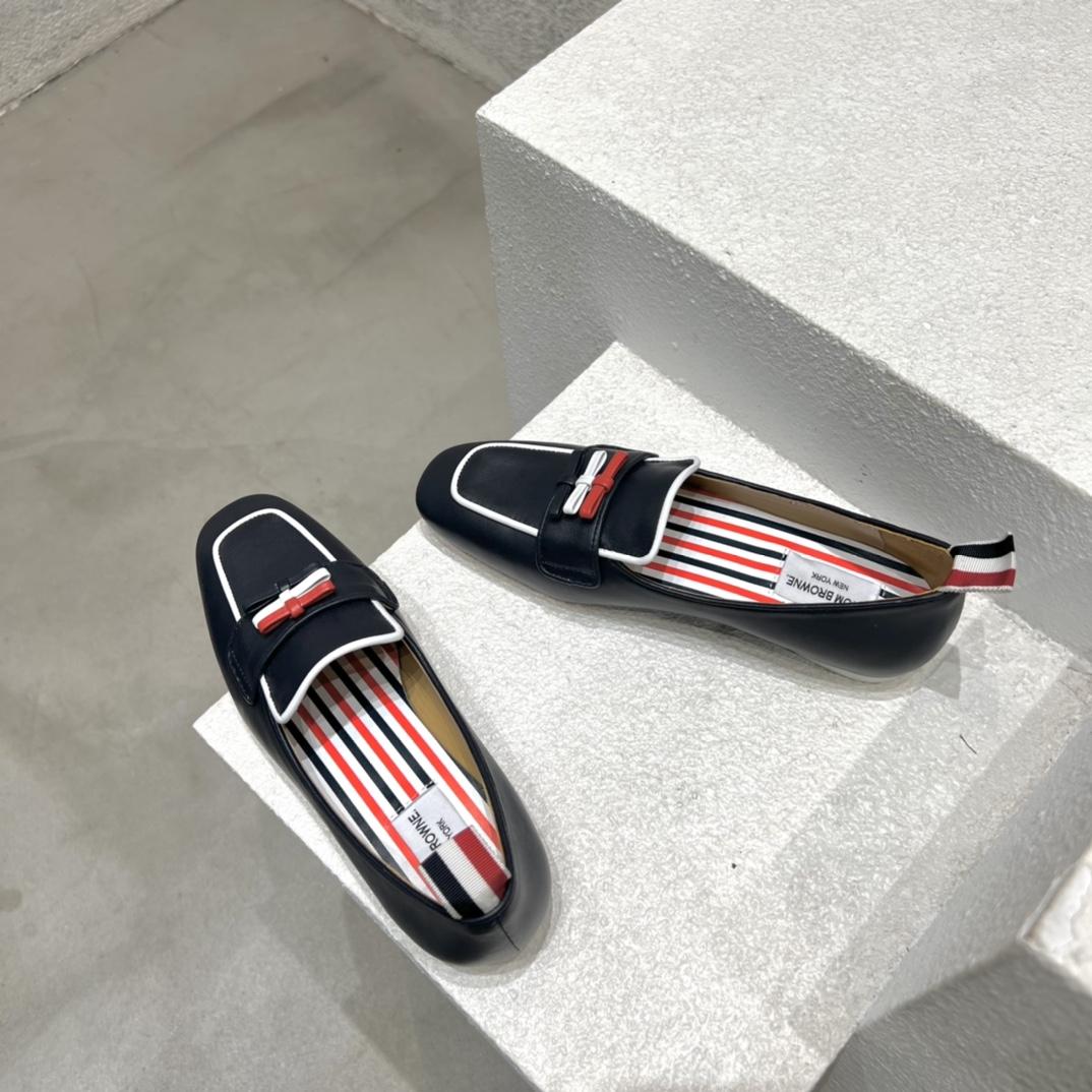 Thom Browne Navy Calf Leather Flexible Leather Sole 3-bow Loafer - DopestKickz