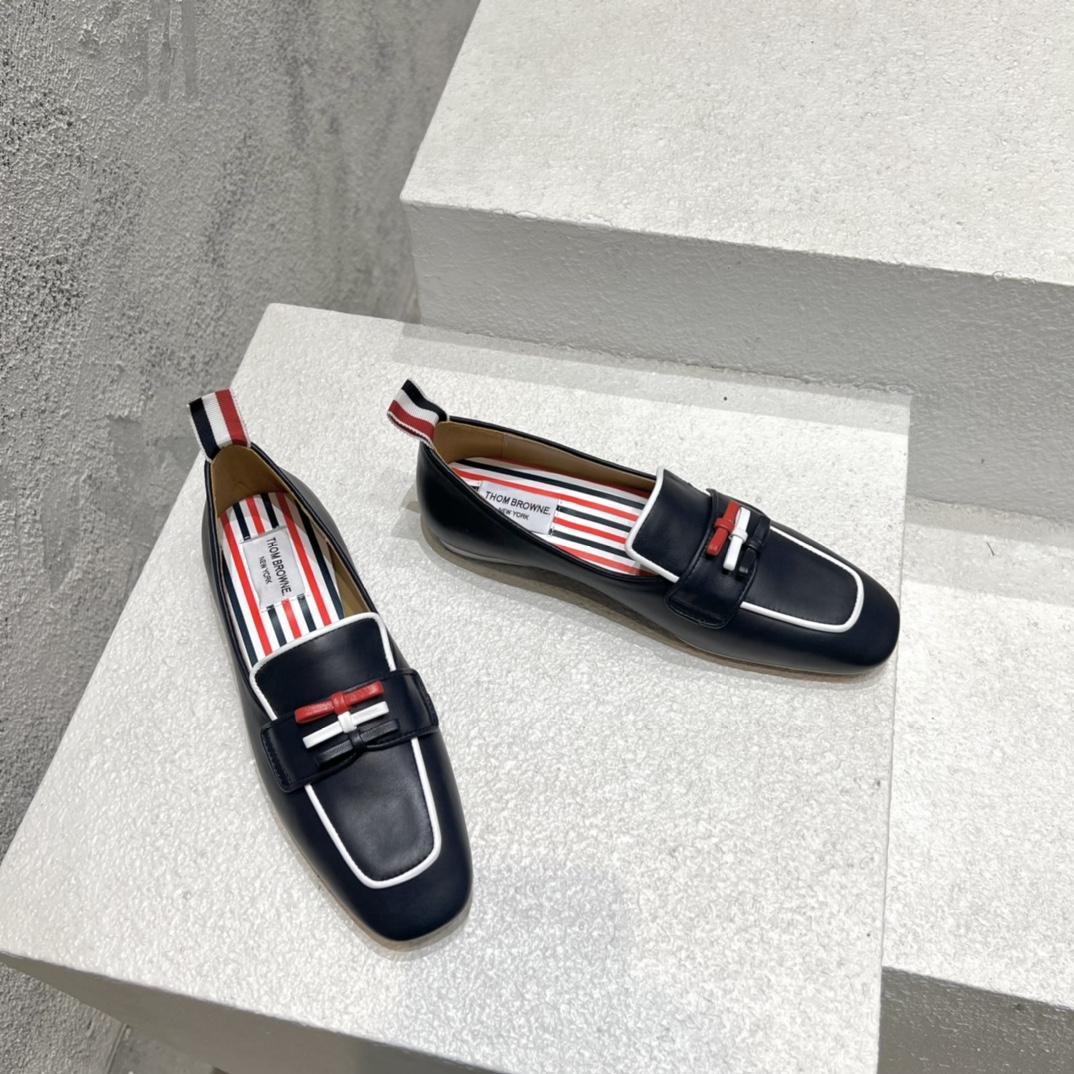 Thom Browne Navy Calf Leather Flexible Leather Sole 3-bow Loafer - DopestKickz