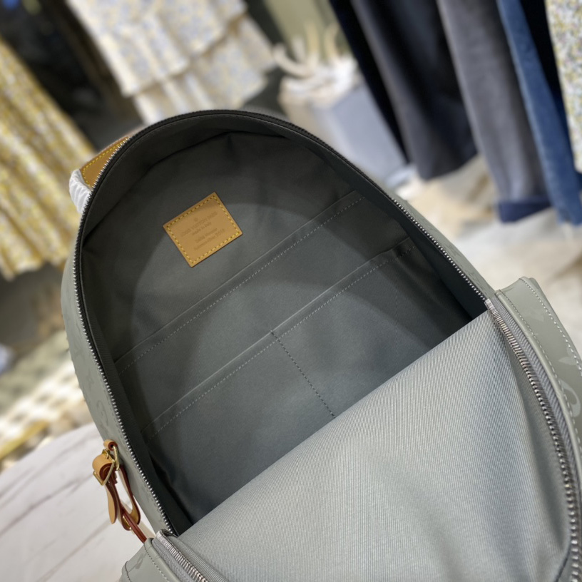 Louis Vuitton Monogram Titanium Backpack Pm Grey (32×43×13cm)  M43882 - DopestKickz