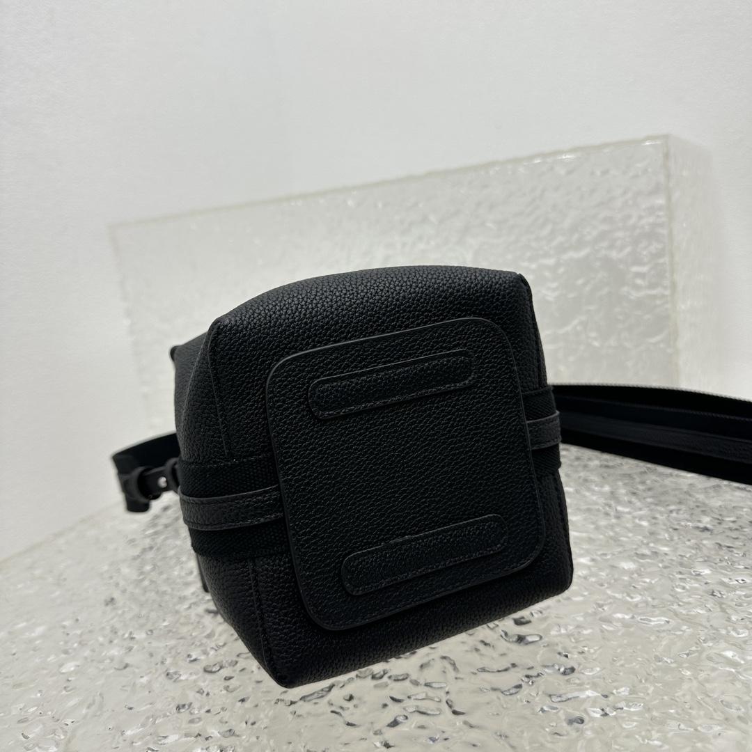 Loro Piana Micro Bale Bag  (14cm*14cm*18cm) - DopestKickz