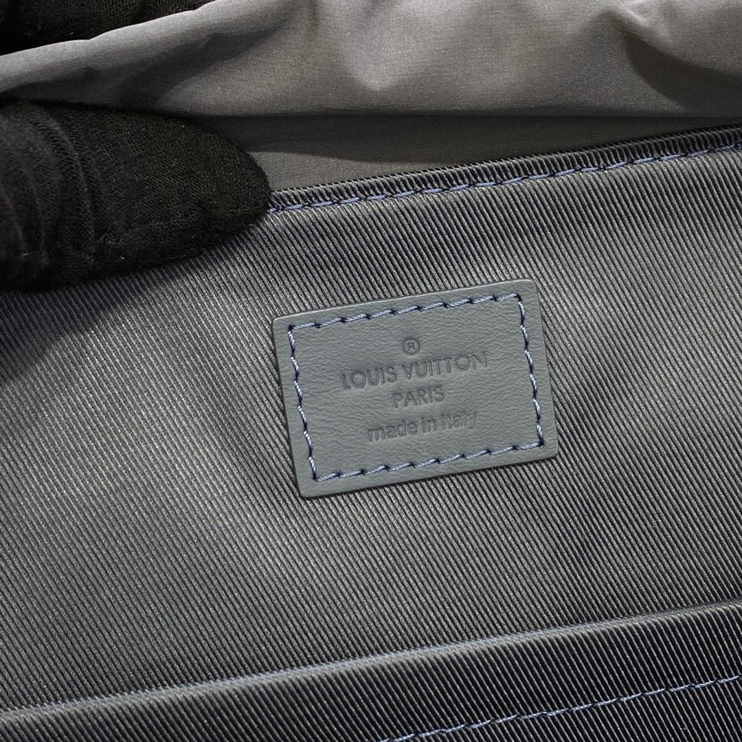 Louis Vuitton Montsouris Backpack  (32*40*19cm)M22534 - DopestKickz