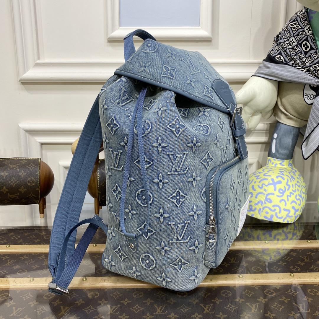 Louis Vuitton Montsouris Backpack  (32*40*19cm)M22534 - DopestKickz