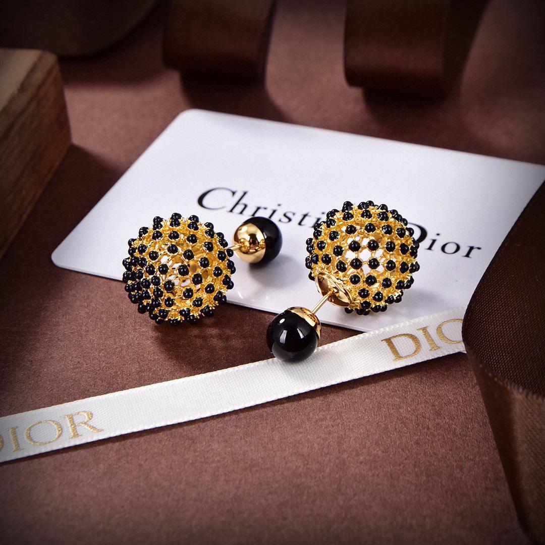 Dior Tribales Earrings - DopestKickz
