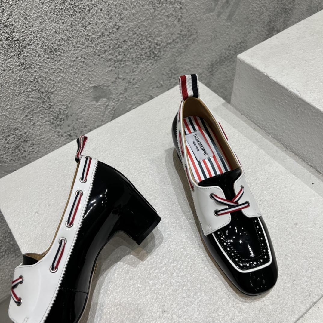 Thom Browne Black And White Soft Patent Leather 40mm Block Heel Boat Shoe - DopestKickz