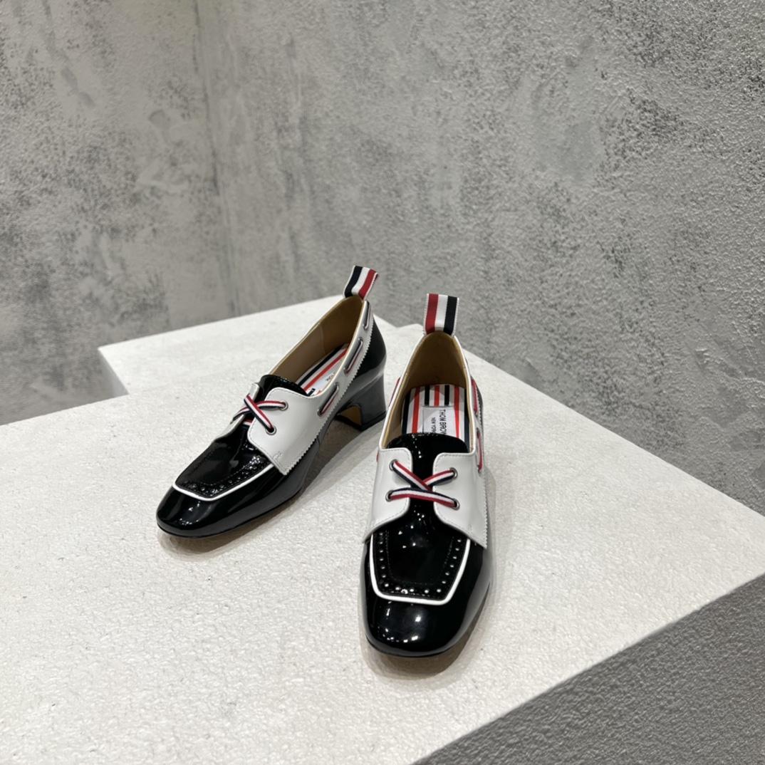 Thom Browne Black And White Soft Patent Leather 40mm Block Heel Boat Shoe - DopestKickz