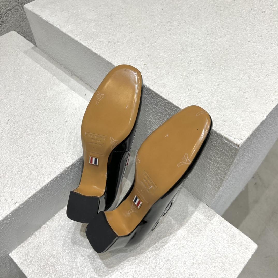 Thom Browne Black And White Soft Patent Leather 40mm Block Heel Boat Shoe - DopestKickz