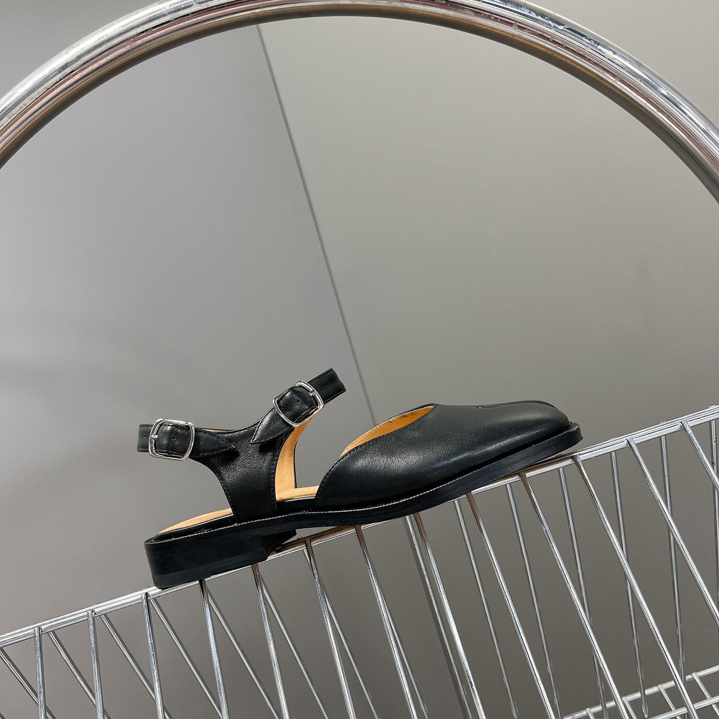 Maison Margiela Tabi Sandals - DopestKickz