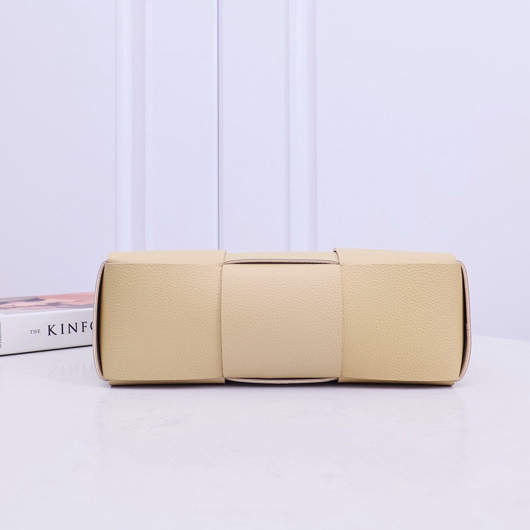 Bottega Veneta Small Arco Tote Bag  - DopestKickz