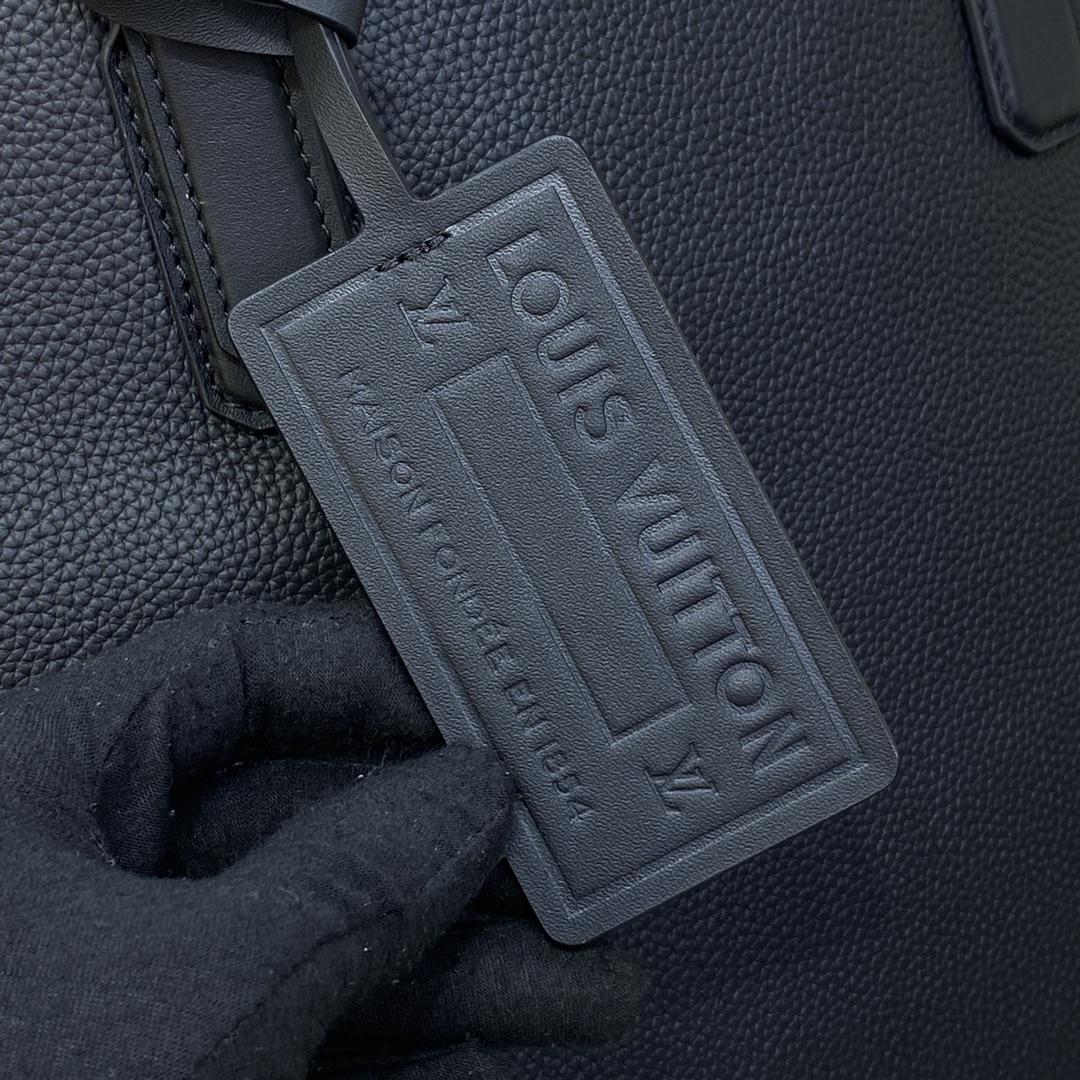 Louis Vuitton Fastline Tote LV Aerogram (38-32.5-13cm)   M22481 - DopestKickz