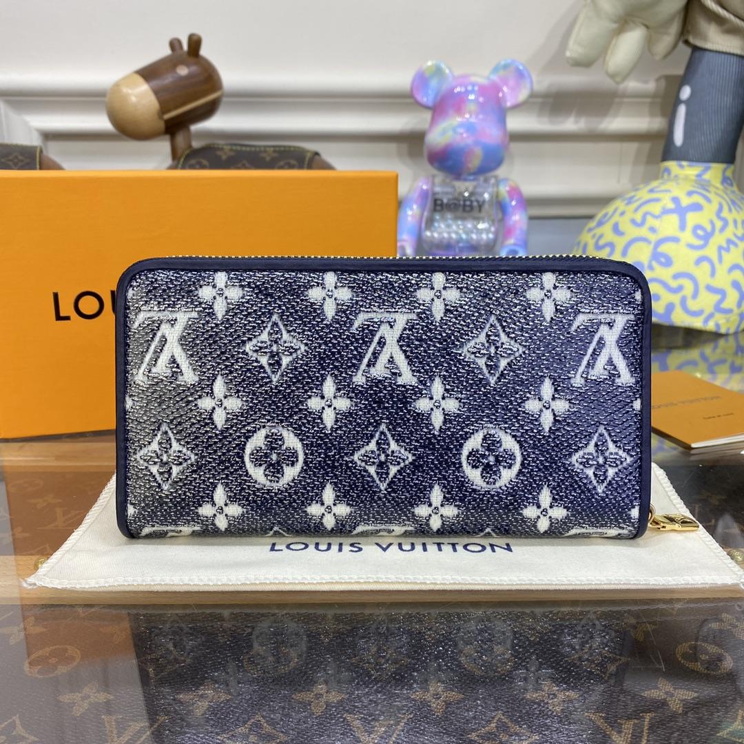 Louis Vuitton Zippy Wallet (19.5 x 10.5 x 2.5 cm)   M82468 - DopestKickz