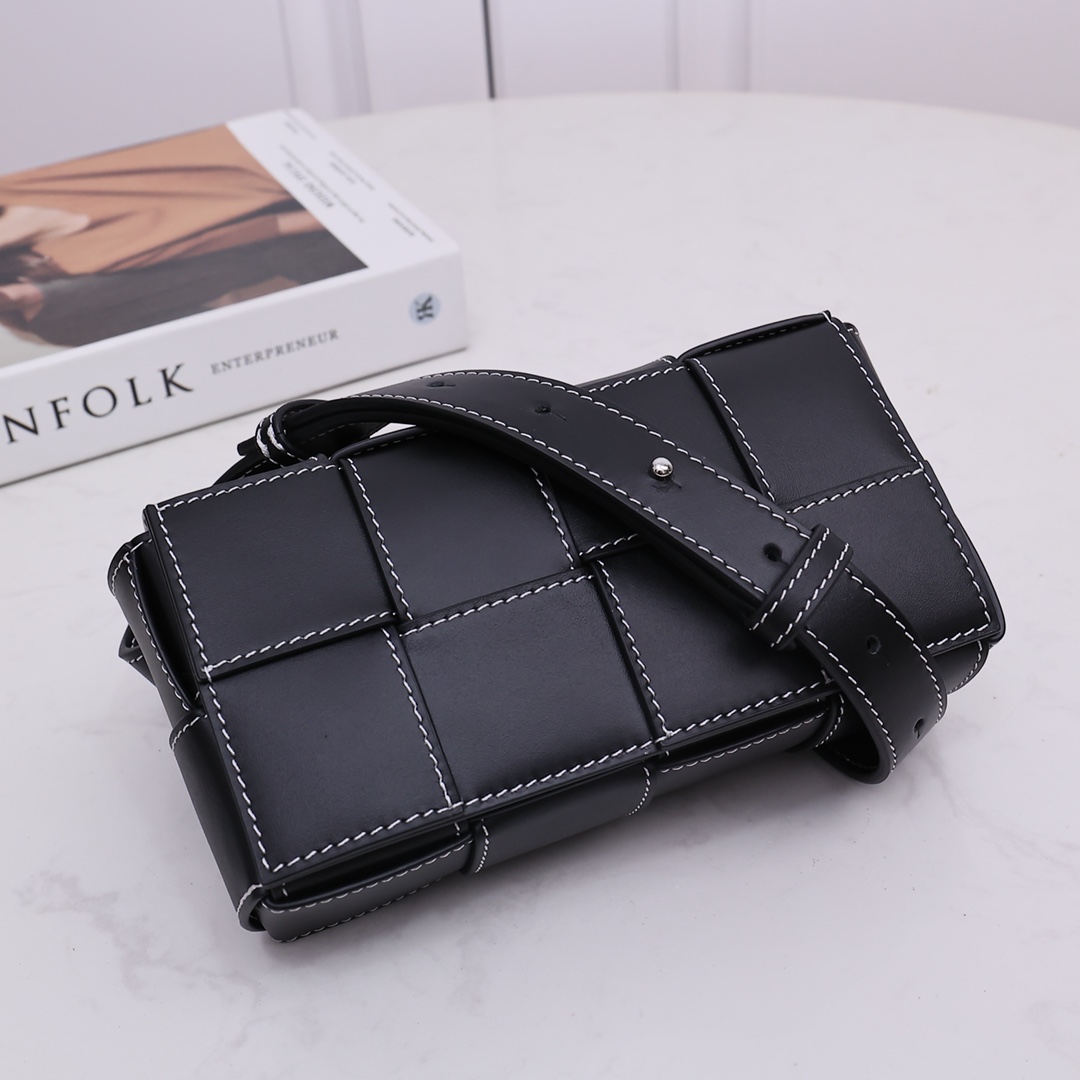 Bottega Veneta Cassette Belt Bag - DopestKickz