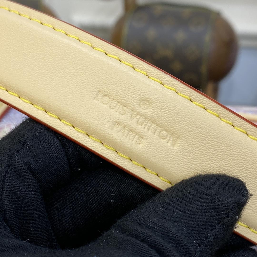 Louis Vuitton Side Trunk Autres Toiles Monogram (21-14-6cm)   M22842 - DopestKickz