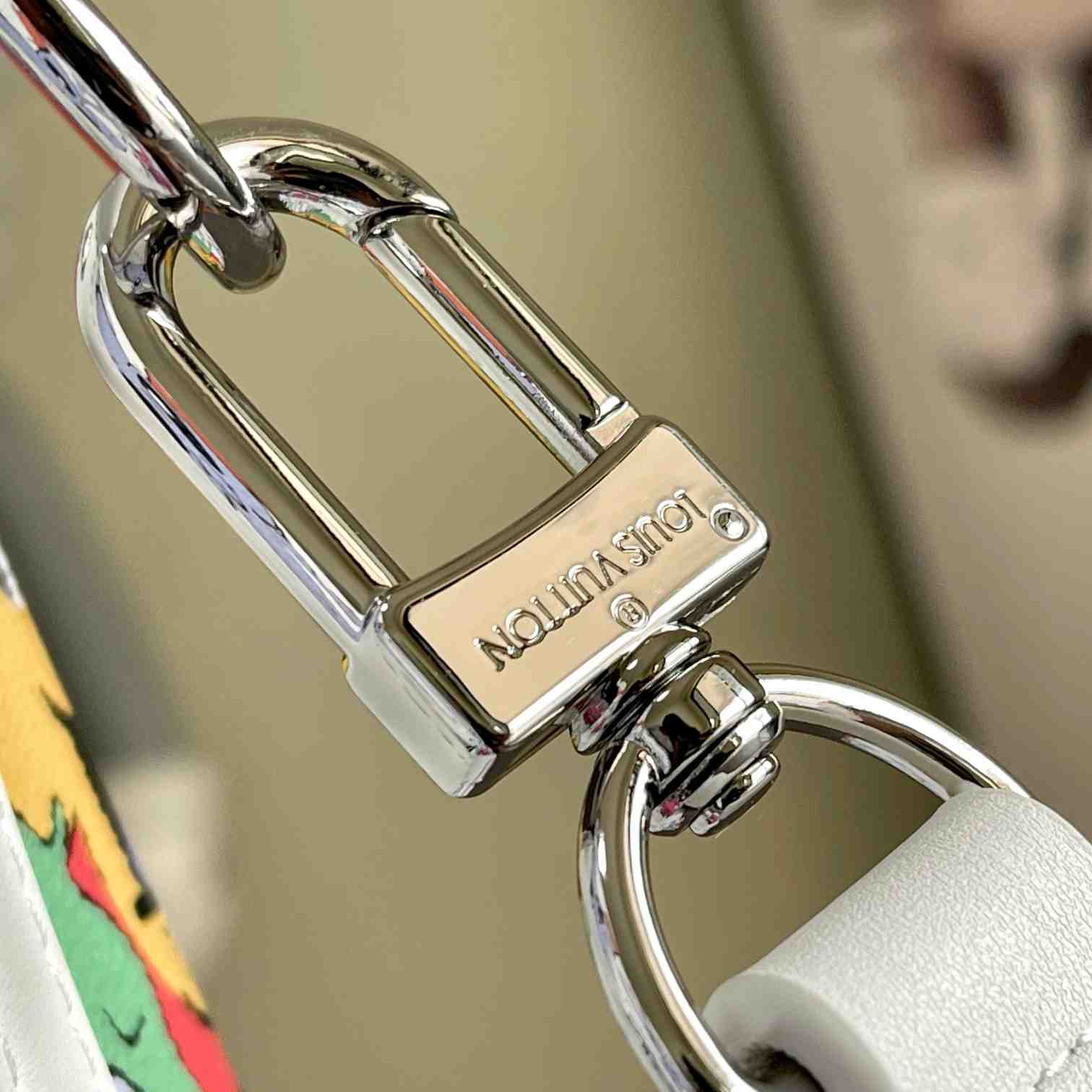 Louis Vuitton Keepall Bandoulière 50    M21863 - DopestKickz