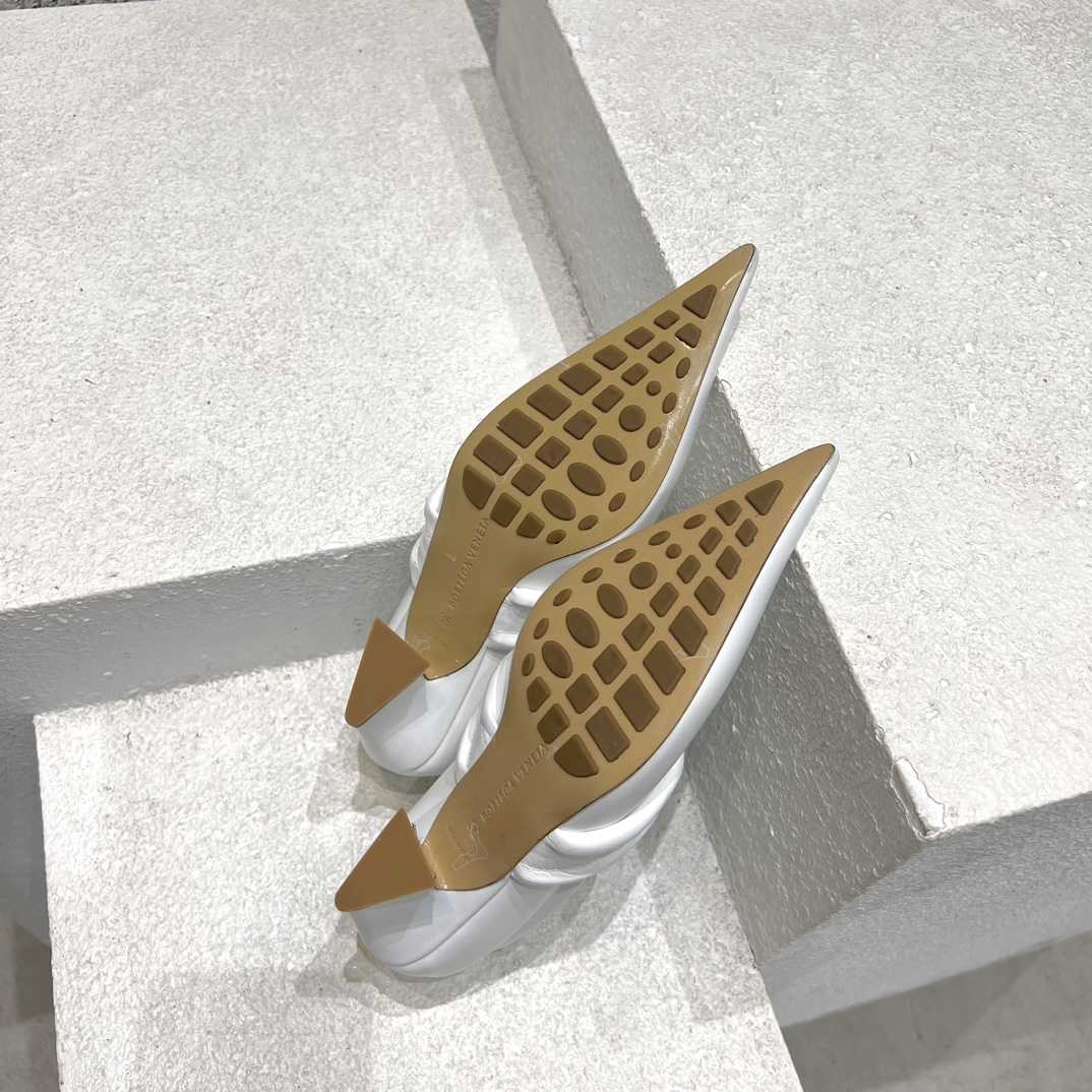 Bottega Veneta Spada Pump - DopestKickz