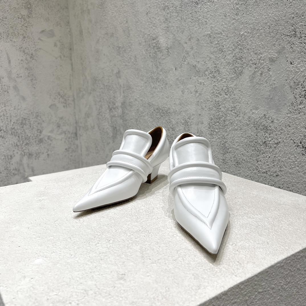 Bottega Veneta Spada Pump - DopestKickz