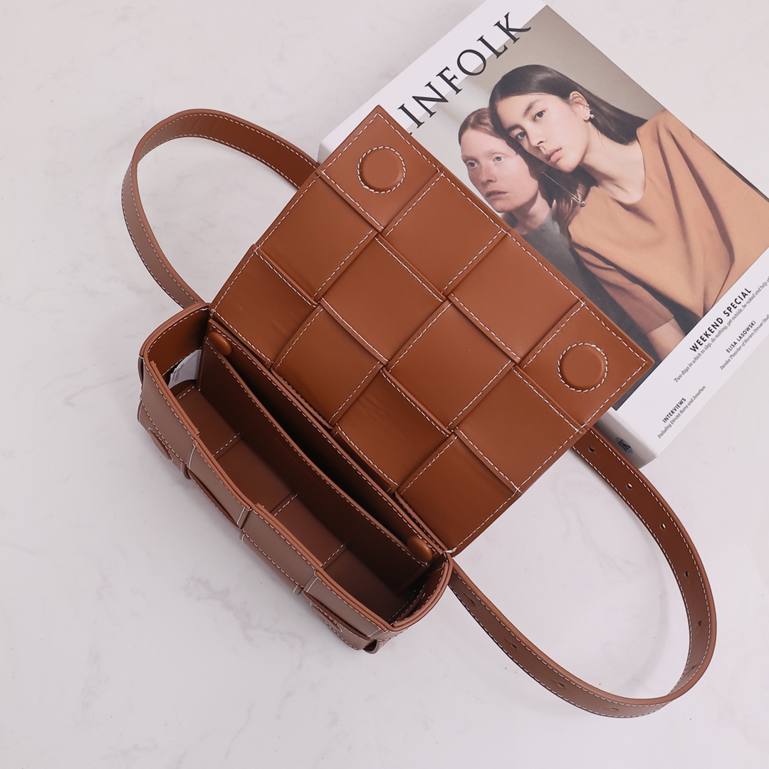 Bottega Veneta Cassette Belt Bag - DopestKickz
