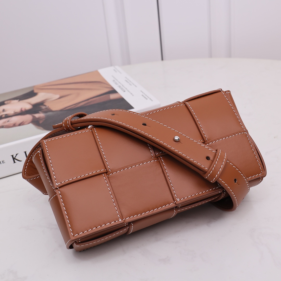 Bottega Veneta Cassette Belt Bag - DopestKickz