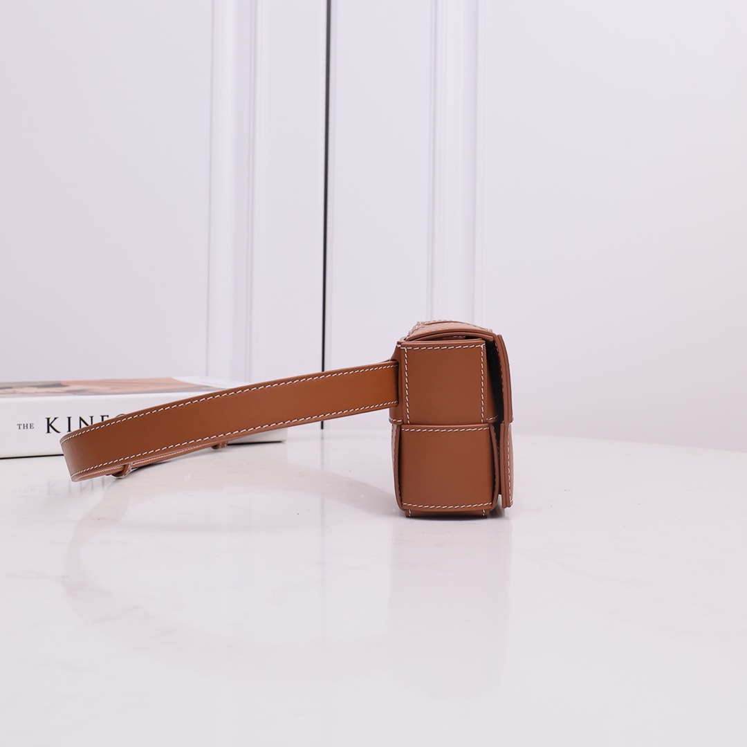 Bottega Veneta Cassette Belt Bag - DopestKickz