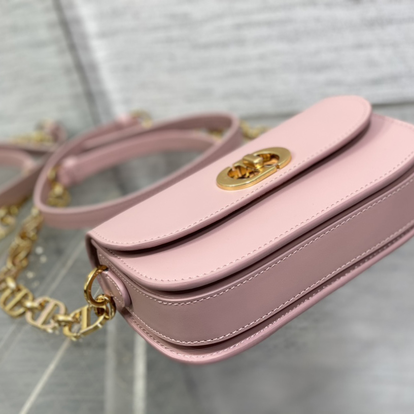 Dior Small 30 Montaigne Avenue Bag - DopestKickz