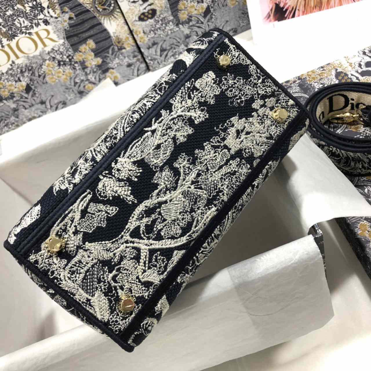 Dior Medium Lady D-lite Bag( 24--20-11cm) - DopestKickz