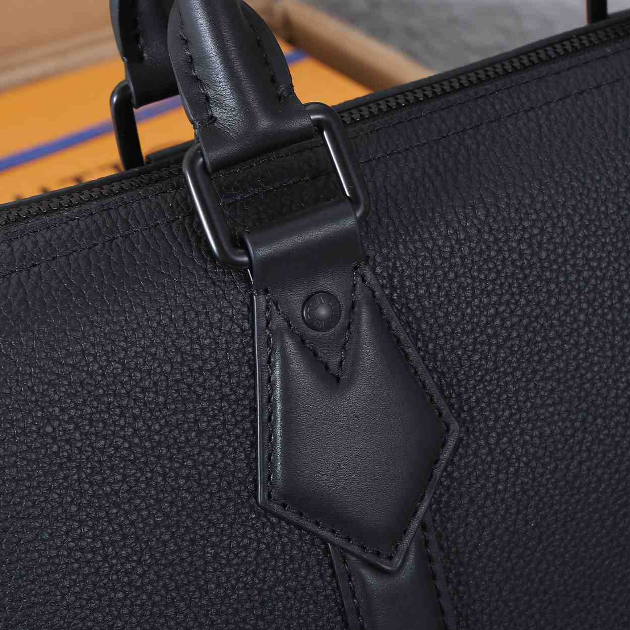 Louis Vuitton Takeoff Briefcase     M59159 - DopestKickz