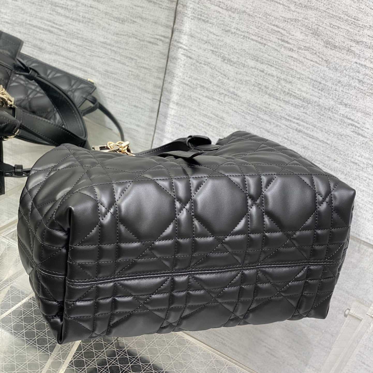 Dior Medium Dior Toujours Bag - DopestKickz