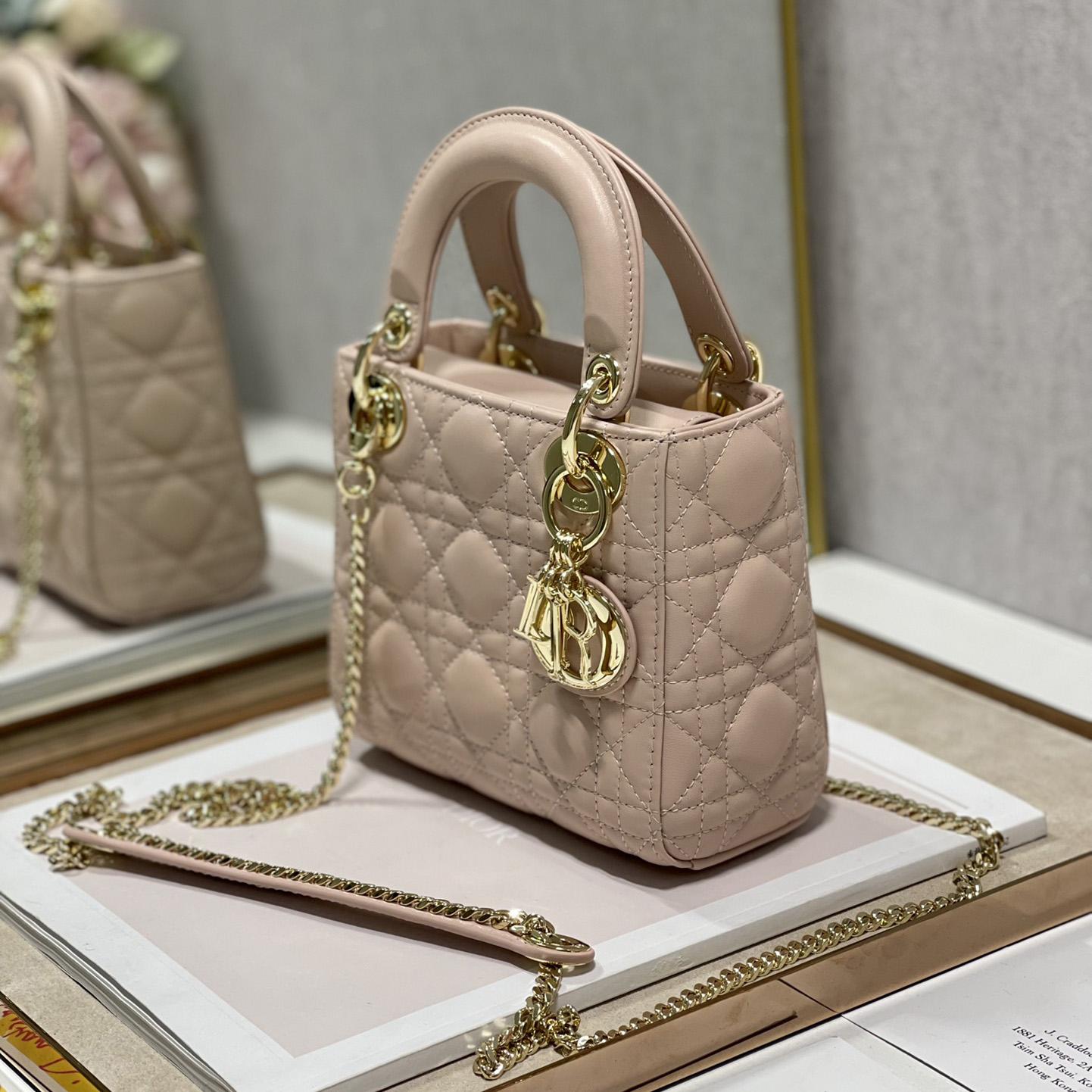 Dior Lady Dior Bag  (17 x 7.5x 14cm) - DopestKickz