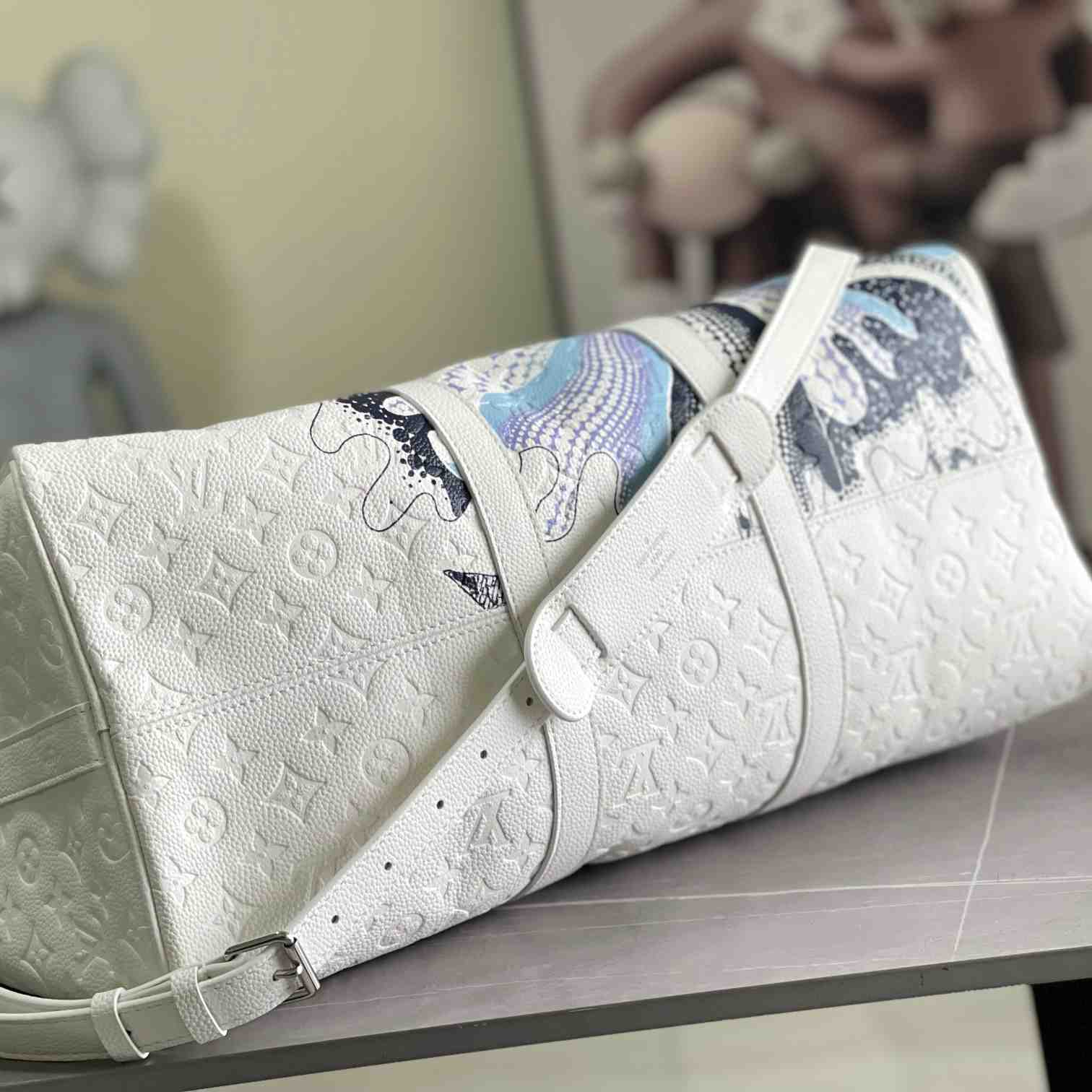 Louis Vuitton LV x YK Bandoulière Keepall 50    M21678 - DopestKickz