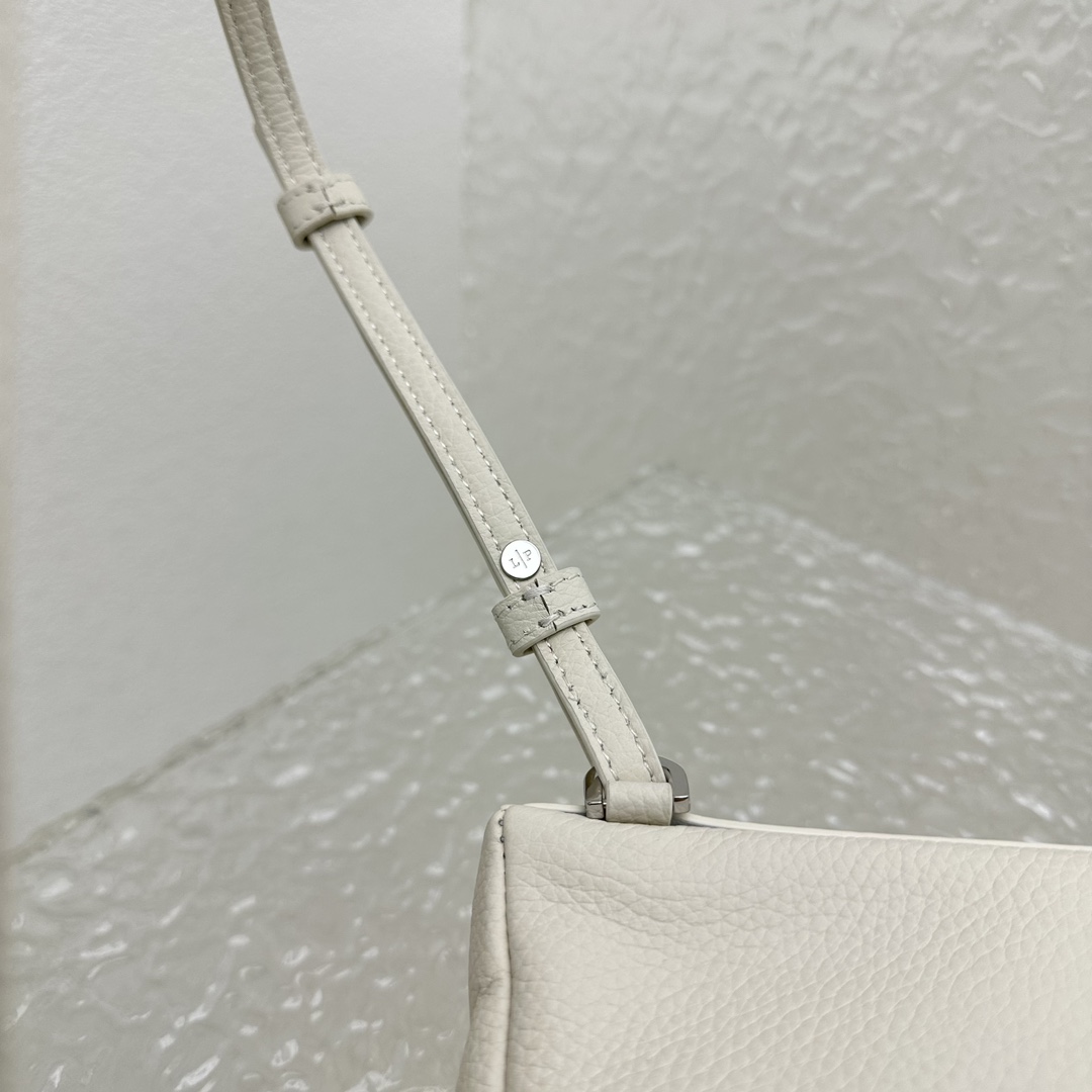 Loro Piana Extra Pocket Backpack L23.5   (23×8×22cm) - DopestKickz