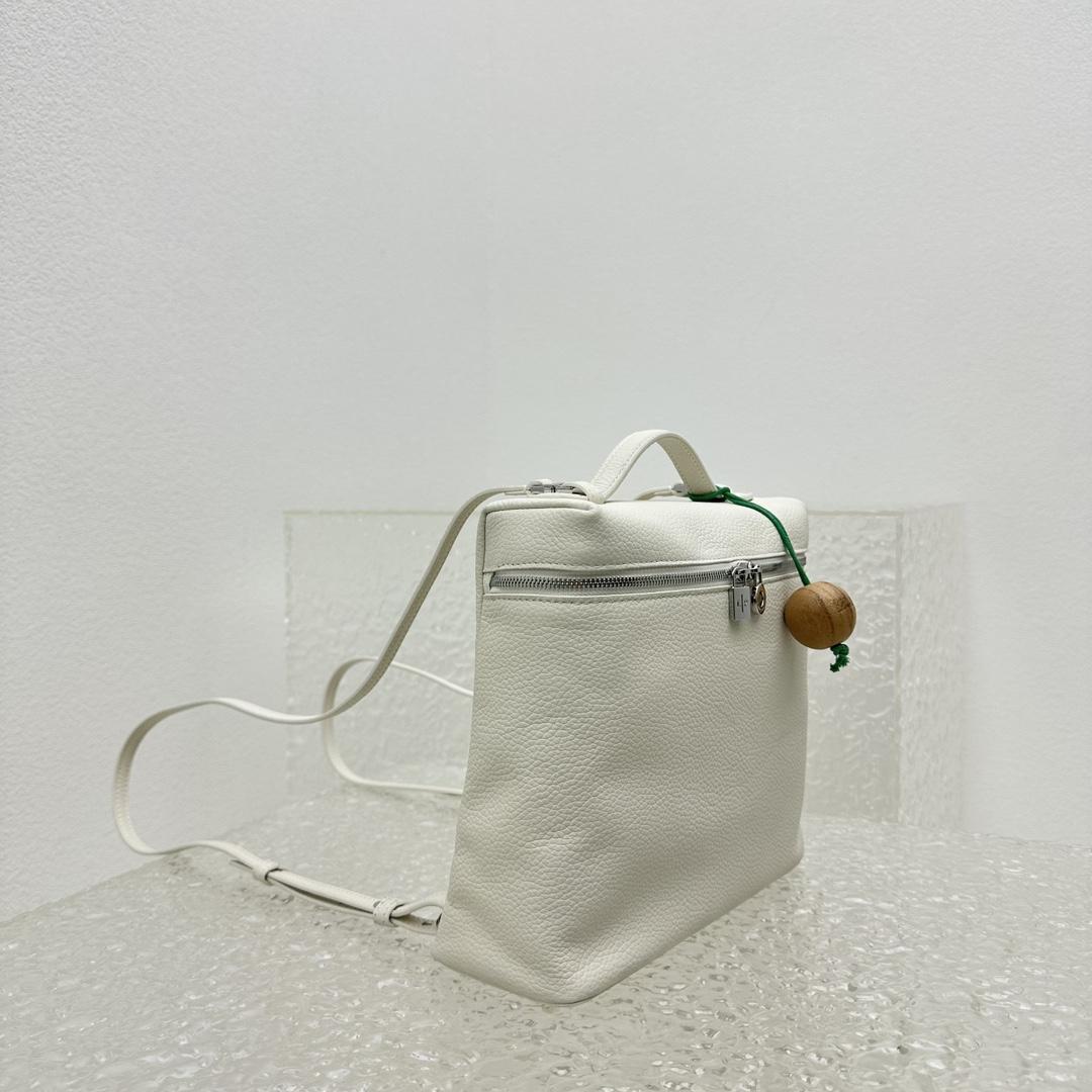 Loro Piana Extra Pocket Backpack L23.5   (23×8×22cm) - DopestKickz