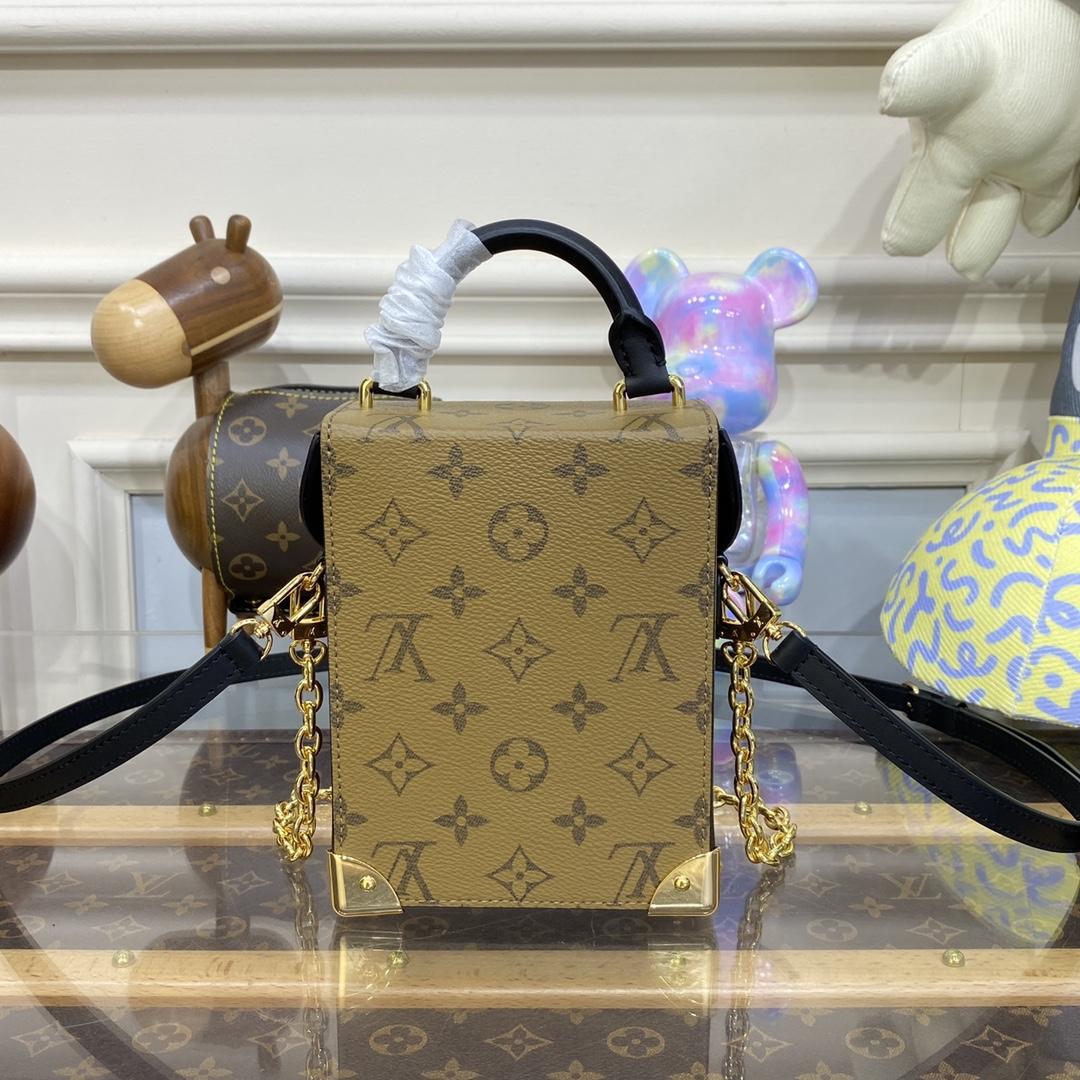 Louis Vuitton Camera Box (12.5 x 17.6 x 6cm)      M82465  - DopestKickz