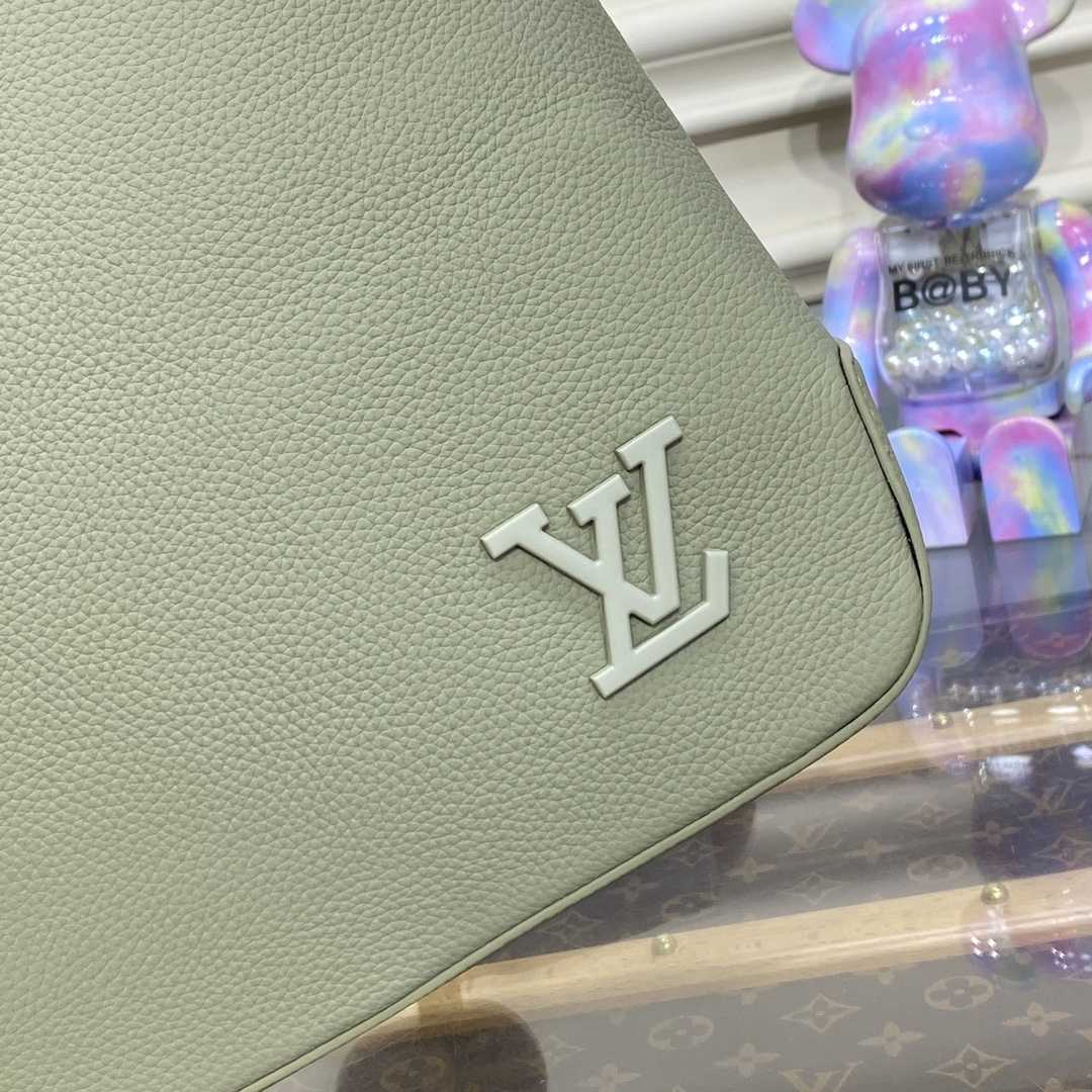 Louis Vuitton Fastline Tote LV Aerogram (38-32.5-13cm)    - DopestKickz