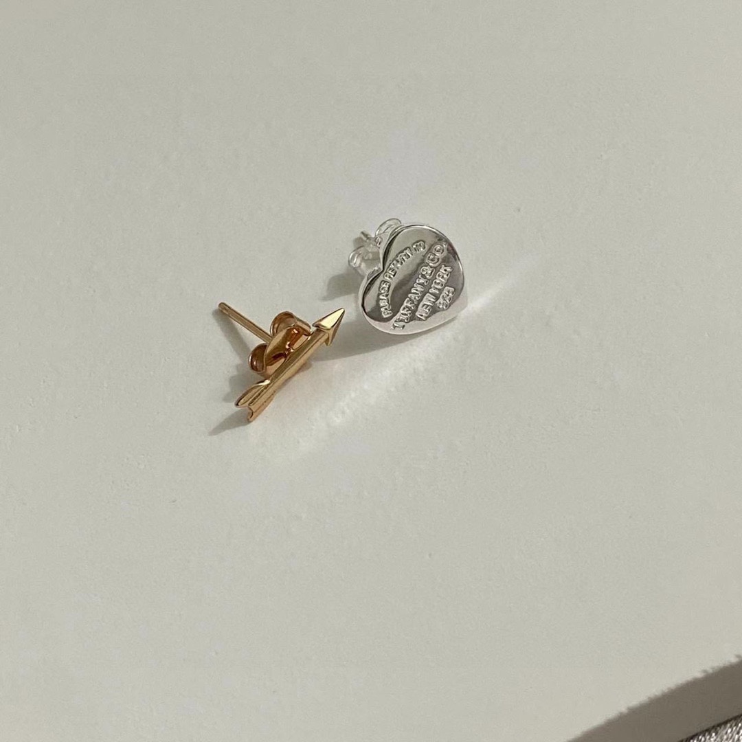 Tiffany&CO Lovestruck Heart Tag & Arrow Earrings - DopestKickz