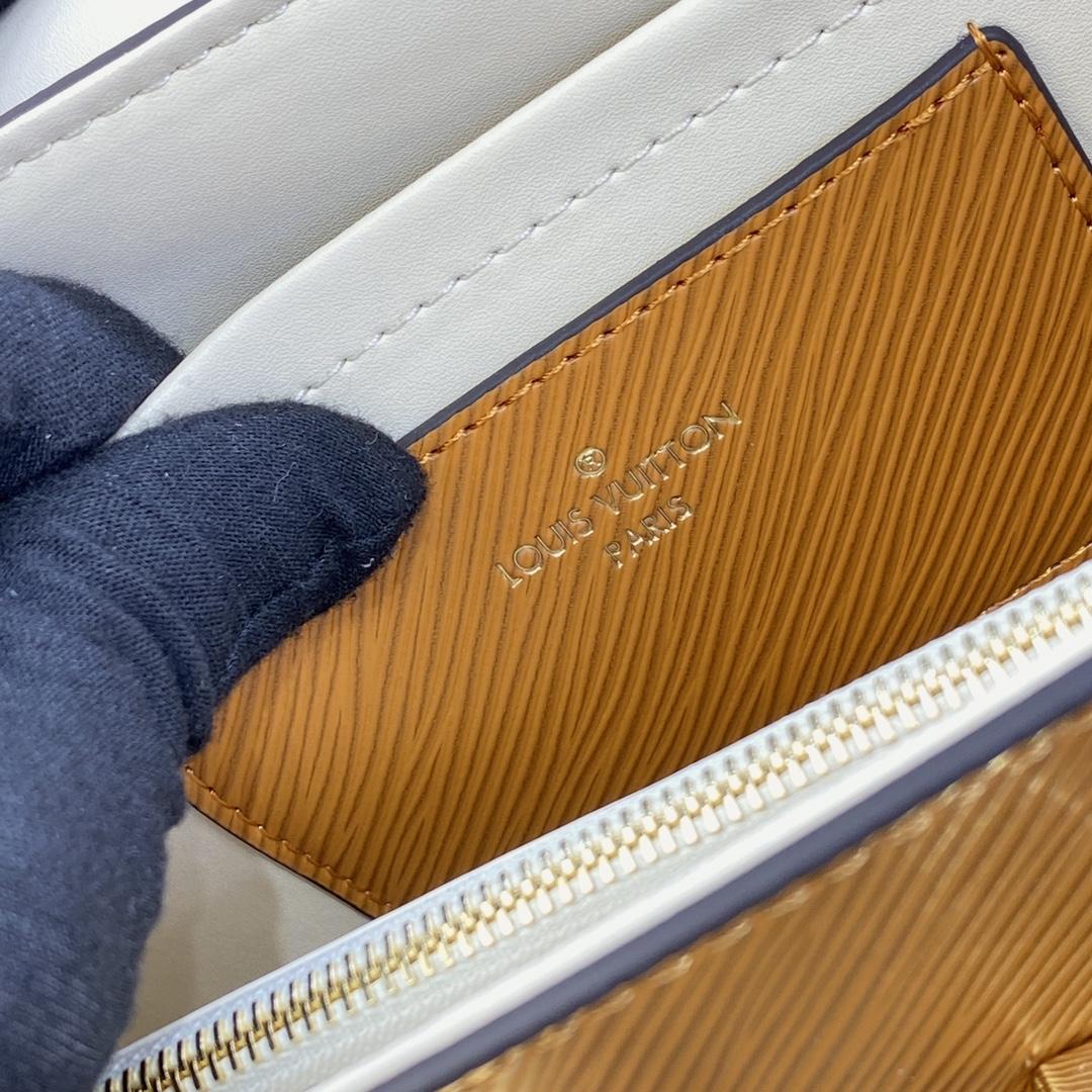 Louis Vuitton Twist MM Gold Honey Epi (23*17*9.5cm)      M22229 - DopestKickz