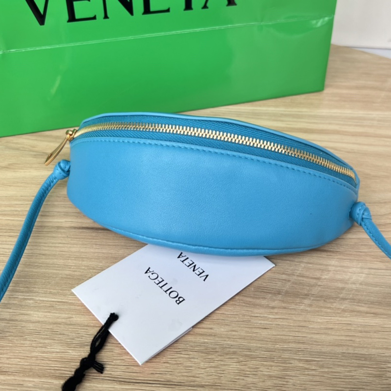 Bottega Veneta Bag Mini Leather Cassette Intrecciato   (18x9x8cm) - DopestKickz