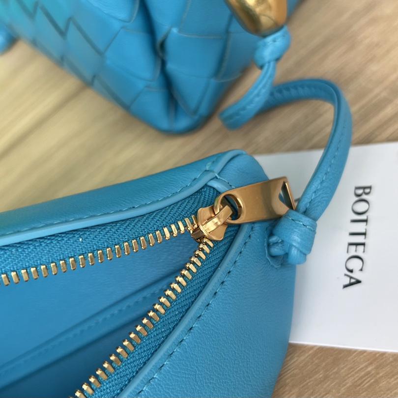 Bottega Veneta Bag Mini Leather Cassette Intrecciato   (18x9x8cm) - DopestKickz