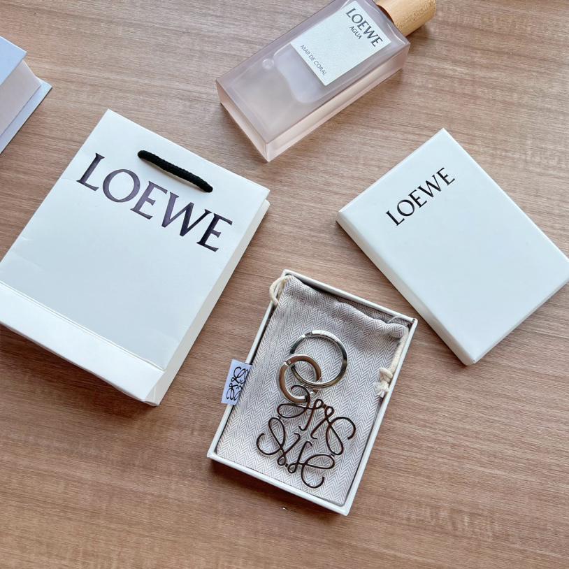 Loewe Anagram Keyring - DopestKickz