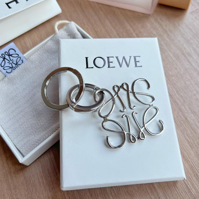 Loewe Anagram Keyring - DopestKickz