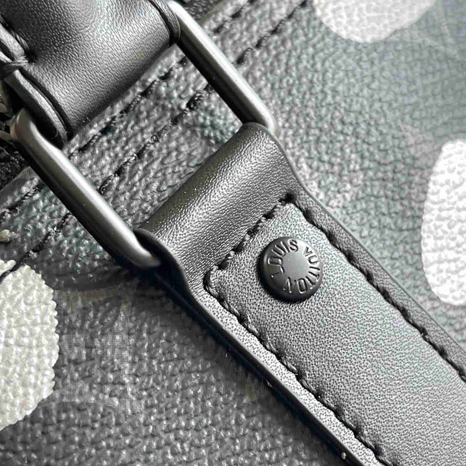 Louis Vuitton LV x YK Bandoulière Keepall 55   M46401 - DopestKickz