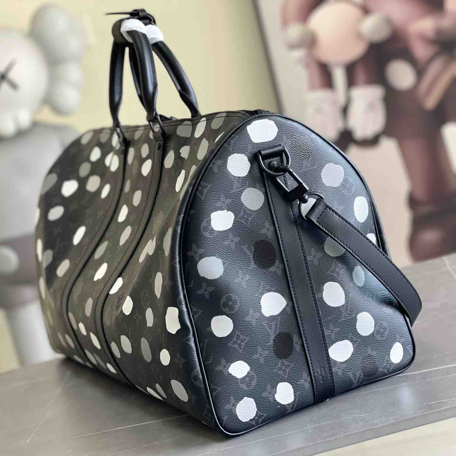 Louis Vuitton LV x YK Bandoulière Keepall 55   M46401 - DopestKickz