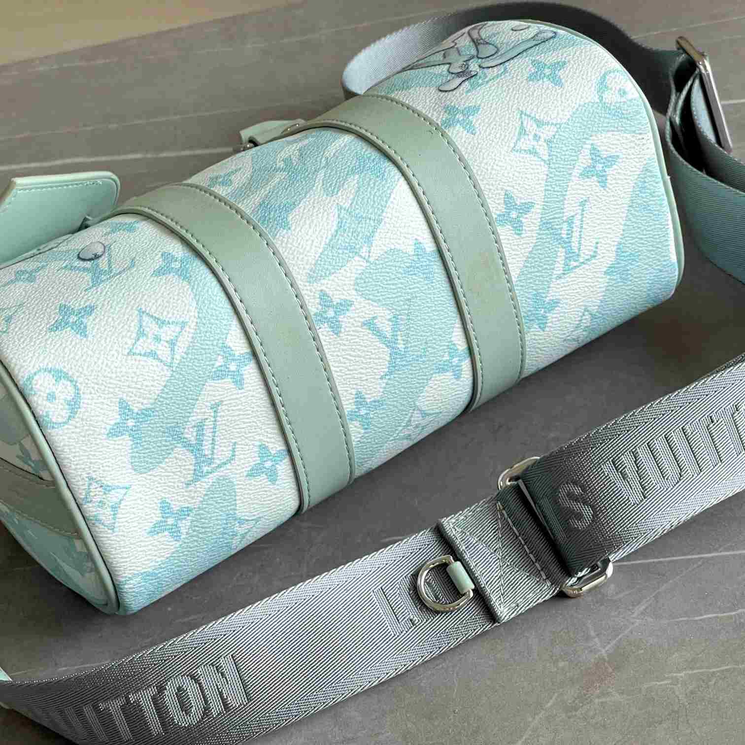 Louis Vuitton Keepall Bandoulière 25    M22527 - DopestKickz