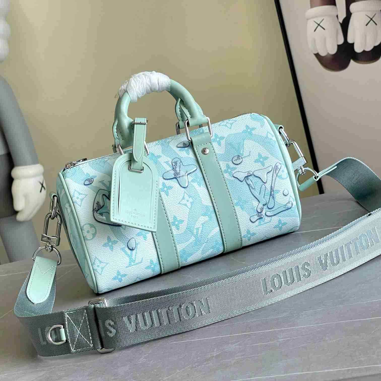 Louis Vuitton Keepall Bandoulière 25    M22527 - DopestKickz