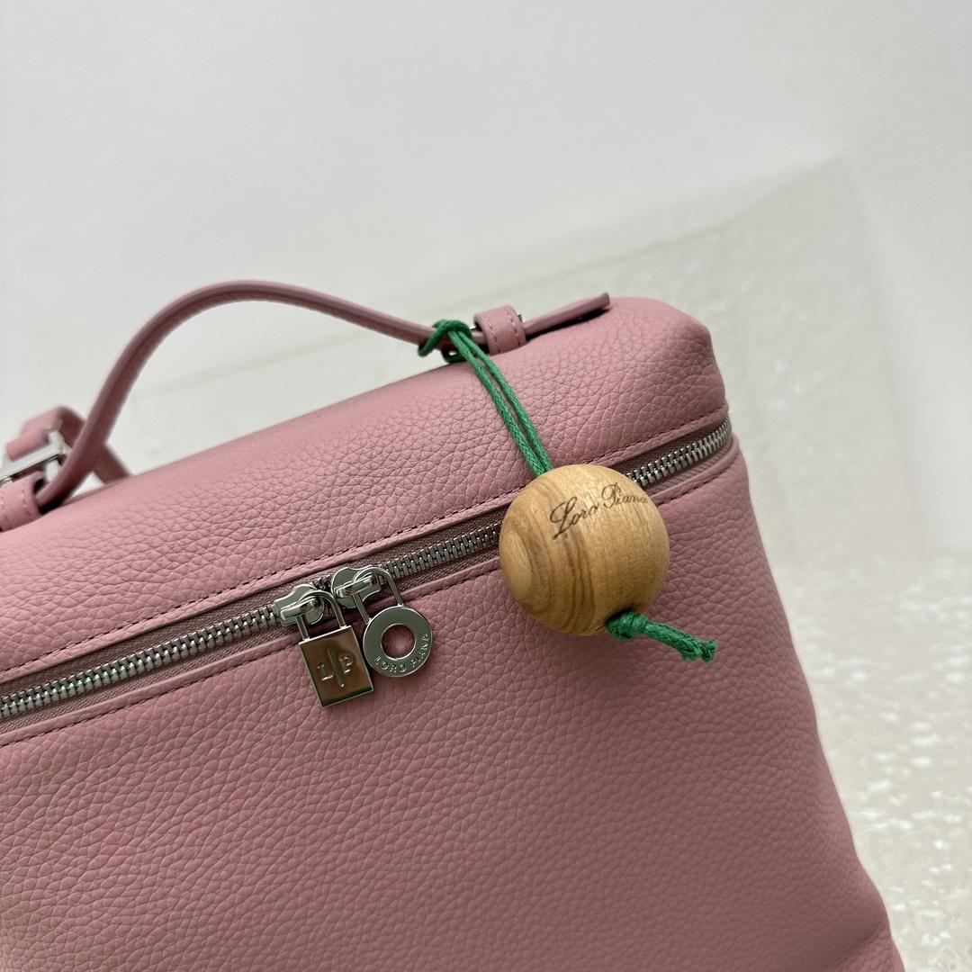 Loro Piana Extra Pocket Backpack L23.5   (23×8×22cm) - DopestKickz